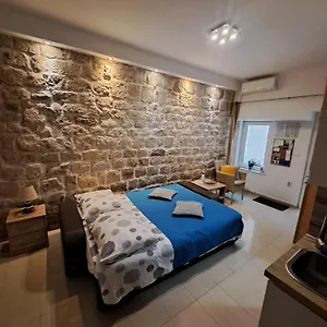  Apartment Legcevic